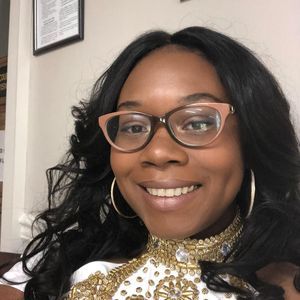 Meet your Posher, Kelly